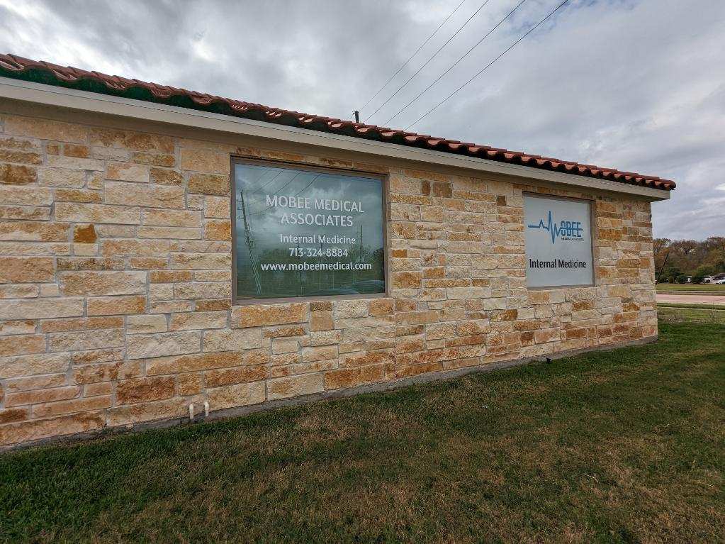 Mobee Medical Associates exterior building sign